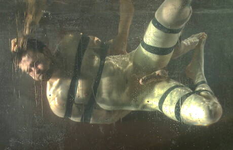 American hairy stud Abel Archer loves bondage