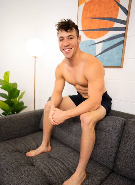 Il toro americano Kyle Fletcher si masturba