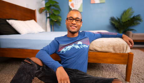 De gespierde Clyde en de ebbenhouten, goed gebouwde Xavier Zane in een hete homoseksuele scene