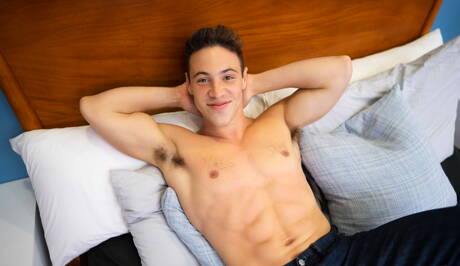 Josh en de sterke Amerikaanse stier Kyle Fletcher in een hete homoseksuele actie