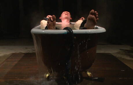 American pretty boy Rob Yaeger likes to be humiliated