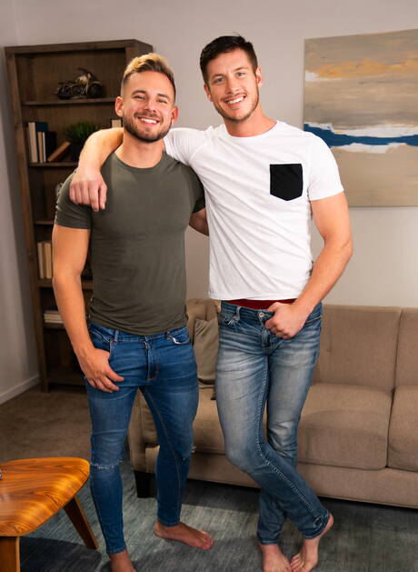 Sean Cody: American well-built Jax Hayes and hunky guy Josh sucking and fucking each other