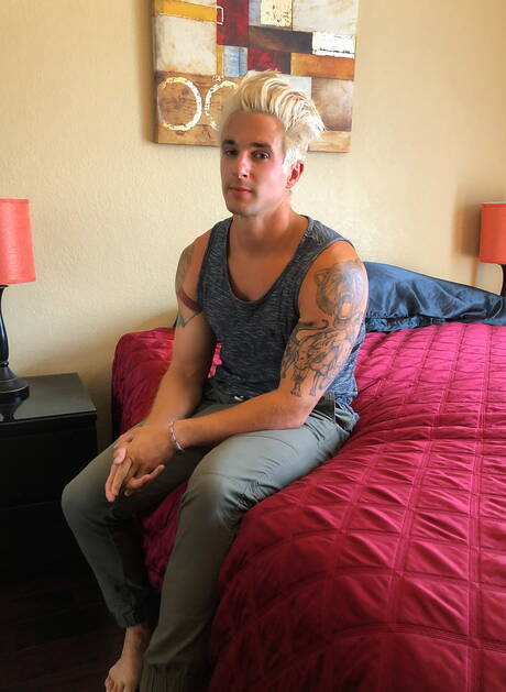 Sean Cody: 美國硬漢尼古拉·拉皮德手淫