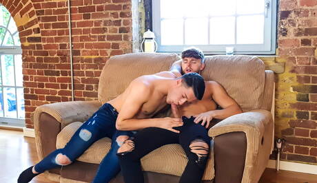 Superstud Jake Surf and strongman Marco Braid sucking and fucking each other