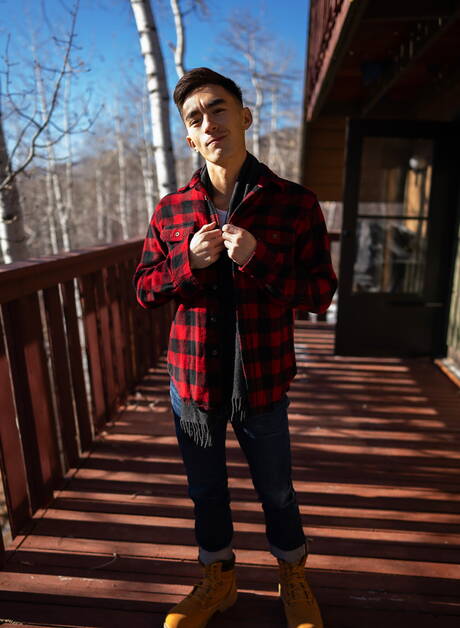 Husky guy Josh and oriental young Cody Seiya sucking and screwing each other outside