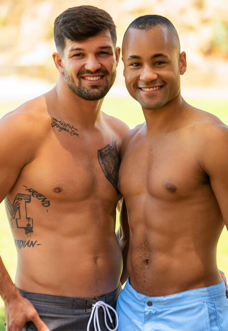 Pretty american boys tough guy Brysen and hunk Xavier Zane have a hot sex outdoor