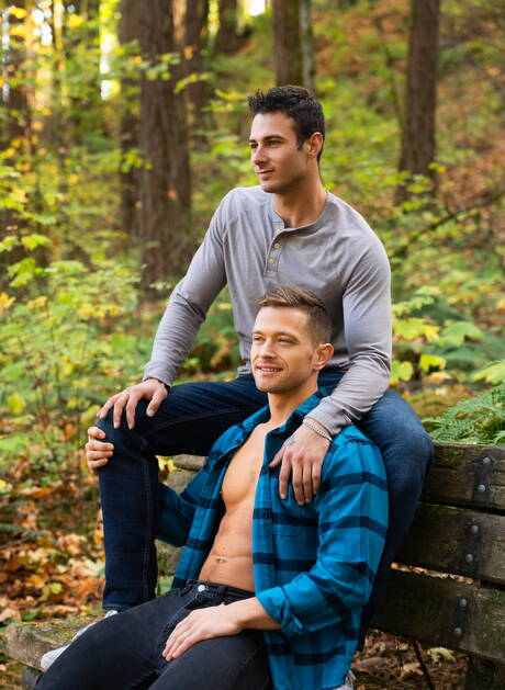 Sean Cody: Hot americans, well-built Johnny Donovan and hunk Jeb have a hot sex outdoor