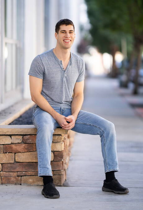 Sean Cody: Hunky guy Angelo and beefcake Jesse sucking and screwing each other outdoor