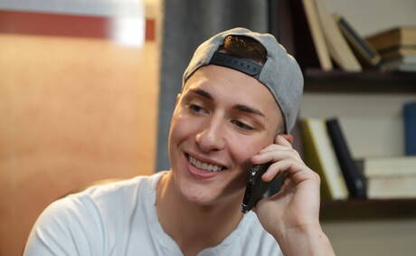 Die versauten Typen Dale Savage, Eddy Ceetee und Tristan Hunter lutschen und vögeln sich gegenseitig