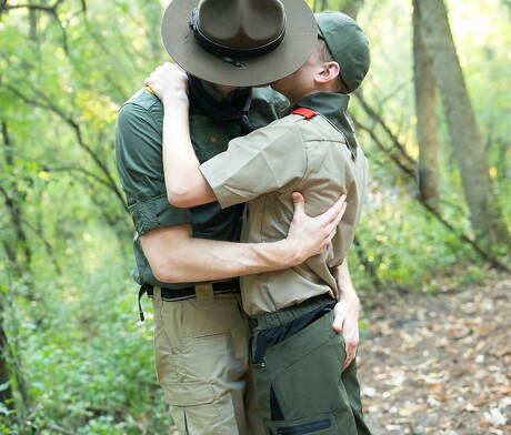 Nice american buddies stud Legrand Wolf and stud Ian Levine in hot anal sex outdoor