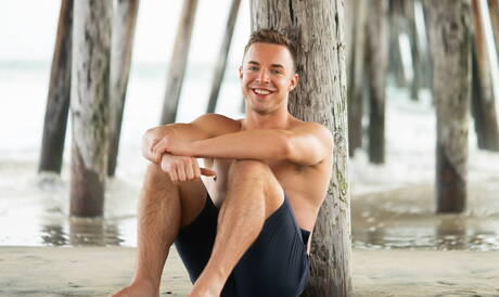 Tough guy Randy and american hunky guy Parker Nash drilling an ass on the beach