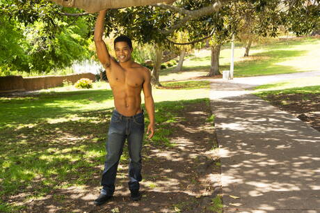 Stud Landon i superstudent Cole w międzyrasowej miłości na świeżym powietrzu