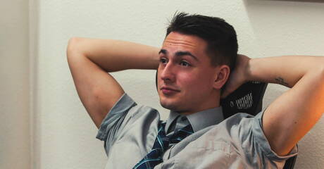 Os simpáticos caras americanos Carter Woods e o durão Masyn Thorne fazem um bom sexo