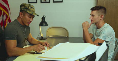 Die versauten Jungs Roman Todd, Trevor Harris und Jkab Ethan Dale beim harten Dreier-Sex