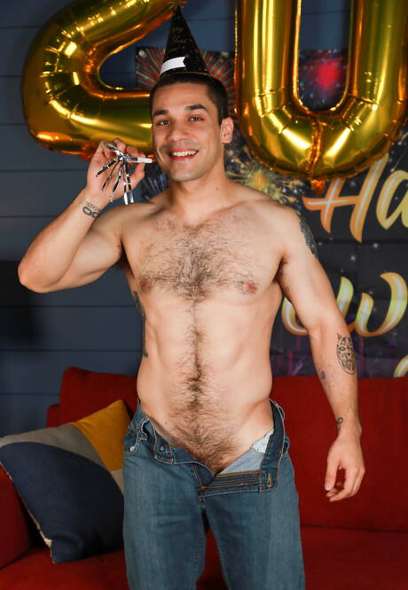 Next Door Studios: Nice american buddies hunk Roman Todd and hairy stud Andrew Miller have anal sex