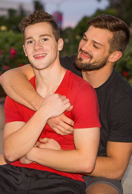 Sean Cody: American tough guy Brysen and hunky guy Robbie have a hot sex outside
