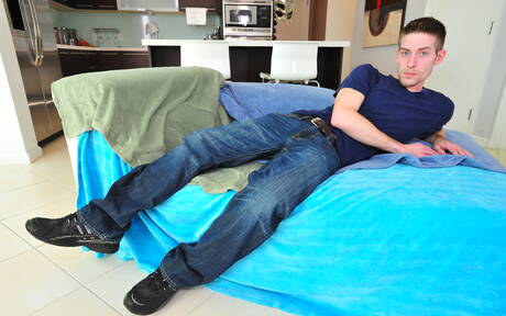 Black strongman Izzy James and stud Kyle have a good interracial sex outside