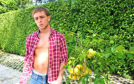 Ebony beefcake Izzy James and strongman Evan Eros in hard interracial anal sex at the pool