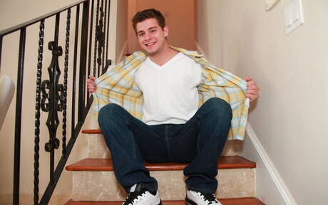 Famous americans, hunk Izzy James and hunky guy Aj Monroe fuck interracial ass after sucking cock outside