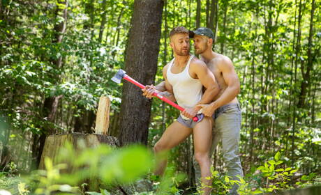 American bodybuilder Paul Wagner and french hairy stud Olivier Robert sucking and screwing each other outdoor