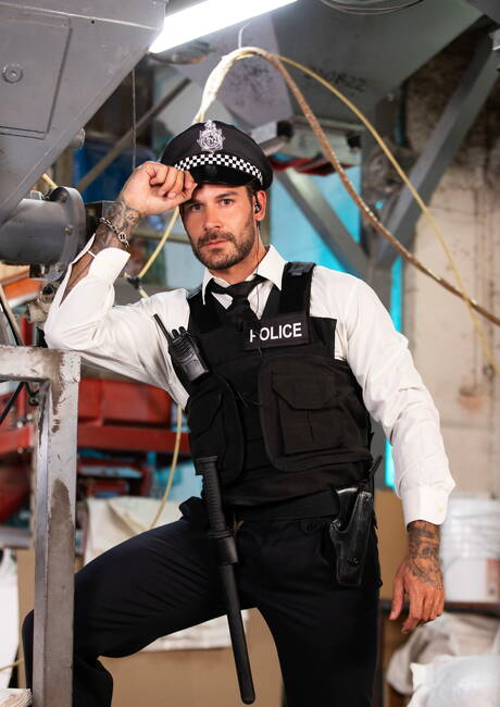 American bodybuilder Papi Kocic and  Dimitry Osten banged each other