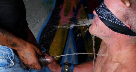 KinkyBitesMen: Pretty american guys gay bear Dale Savage and tough guy August Alexander loves to be dominated