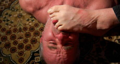 Americani sexy, il muscoloso Pierce Paris e l