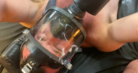 Two american dudes bear Kristofer Weston and hairy stud Mike Gaite in bondage sex scene