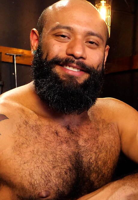 KinkyBitesMen: Muscle guys Ricky Larkin, Leo Forte and Brian Bonds in bdsm threesome fuck