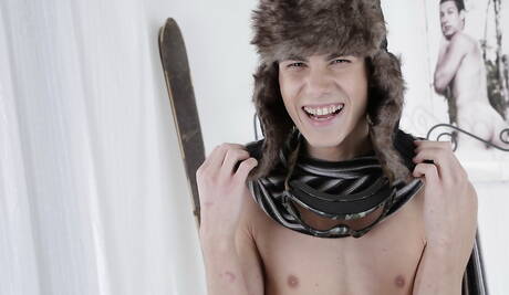 帥哥布拉德·菲特、希斯·登森和桑德·霍利斯互相猛幹