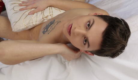 Pretty boy Milan Sharp and czech twink Xander Hollis in hard anal sex