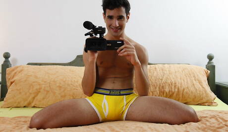 Czech muscular Dick Casey and twink Mark Nill have anal sex