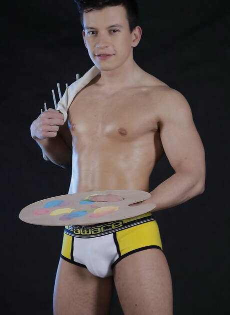 Der schöne Junge Drew Paskin und der polnische Hengst Kris Wallace ficken nach dem Blowjob in den Arsch