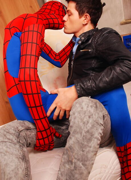 Staxus: Hunk Milan Sharp and english beautiful boy Skylar Blu fuck ass after sucking