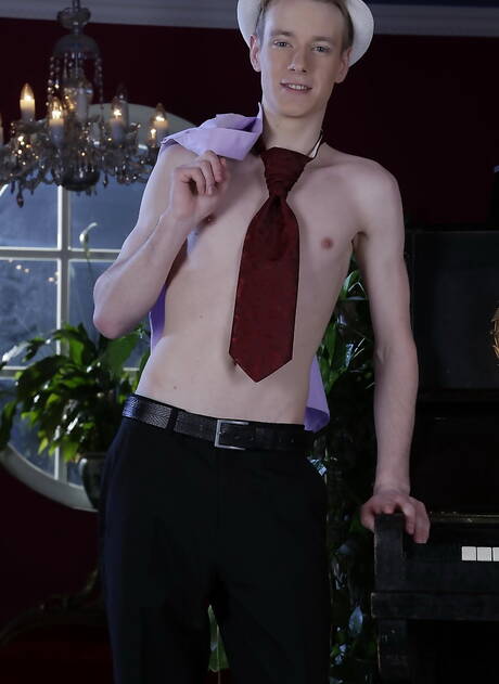 Knappe Milan Sharp en knappe Marco Rivera neukten elkaar