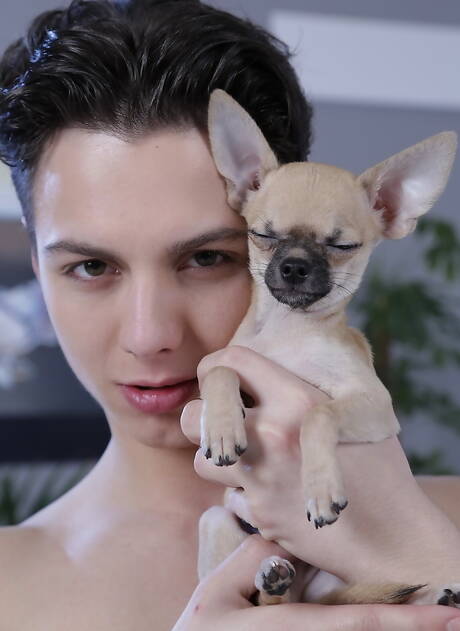 兩個捷克男孩，性感小鮮肉 Ryan Olsen 和帥哥 Xander Hollis 激情肛交