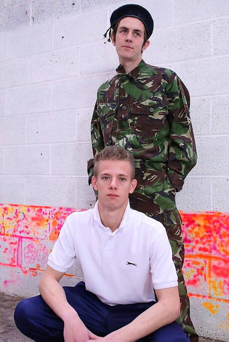 Staxus: Twink Zak Starr en Engelse jonge kerel Luckas Layton in hete anale seks