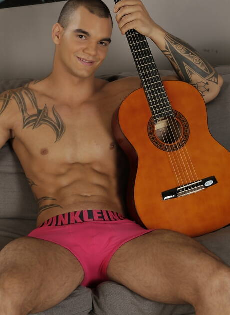 Horny boys Connor Levi, Dick Casey and Tom Crua have threesome anal sex