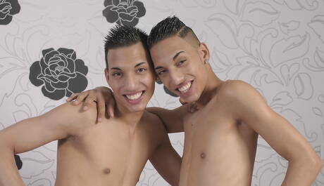 Sexy Boys Enzo, Romeo Mendez und Zsolt Xl beim heißen Gruppensex mit Fisting