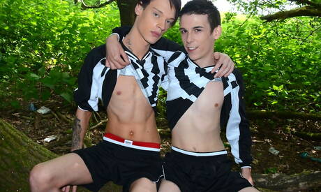 Twink Simon De Lany and young boy Skye Romeo sucking and screwing each other outside