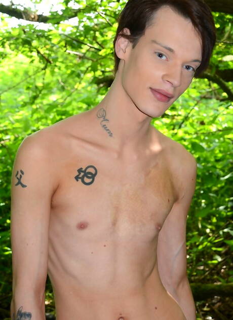 Twink Simon De Lany and young boy Skye Romeo sucking and screwing each other outside