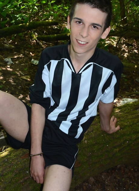 Twink Simon De Lany and young boy Skye Romeo sucking and screwing each other outside