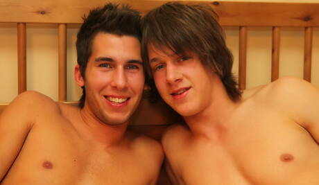 Two czech boys young boy Nicolas Cruz and beefcake Chris Hoyt fuck ass after sucking