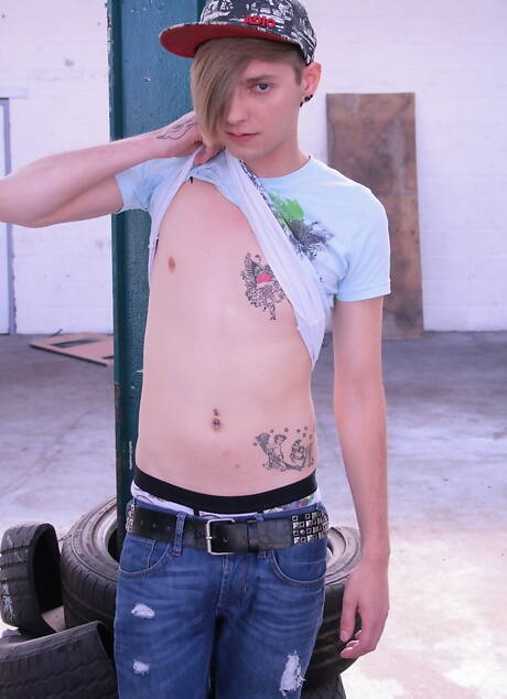 Der schöne Junge Mckenzie Cross und der junge Kerl Jay L