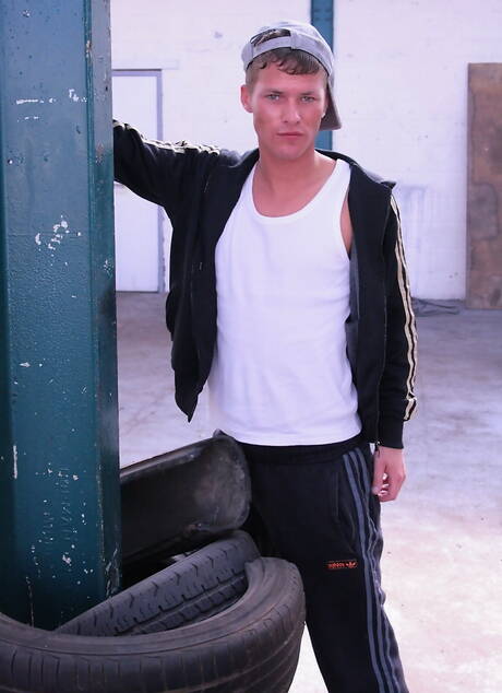 Der schöne Junge Mckenzie Cross und der junge Kerl Jay L