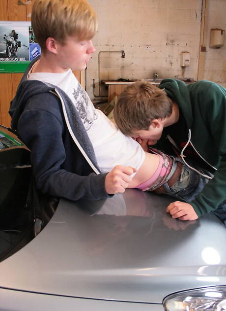 Beautiful boy Tyler Manson and beautiful boy Josh Frey fuck after blowjob