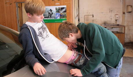 Beautiful boy Tyler Manson and beautiful boy Josh Frey fuck after blowjob