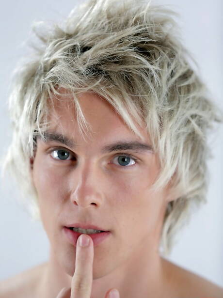 Staxus: Czech stars young dude Mike James and husky guy Sven Laarson sucking and fucking each other