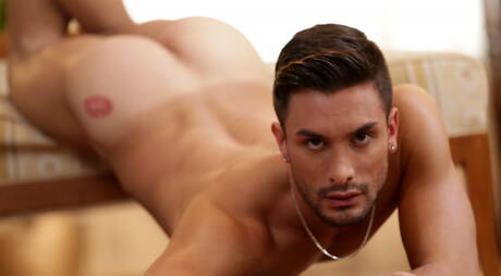 Spanish hot twink Andrea Suarez and german young dude Johny Cruz in hot homosexual scene