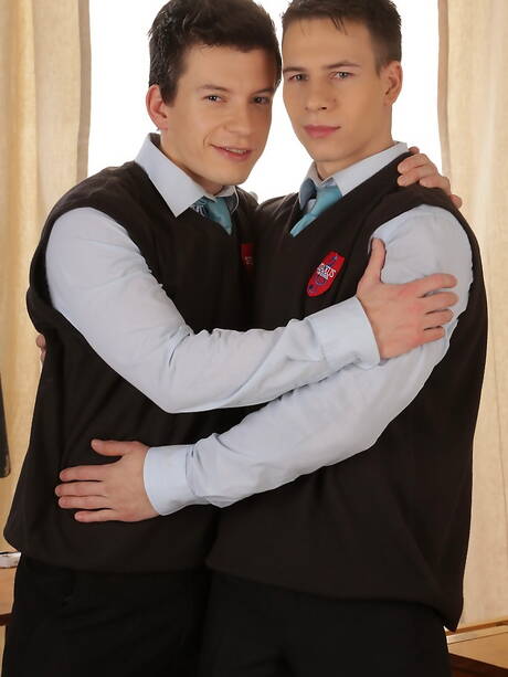 Czeski muskularny Dick Casey i polski przystojniak Kris Wallace uprawiają miłość